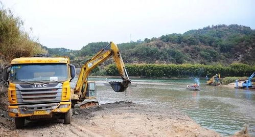 主河道兩側(cè)建設(shè)表流人工濕地 一種創(chuàng)新的河流水污染治理策略